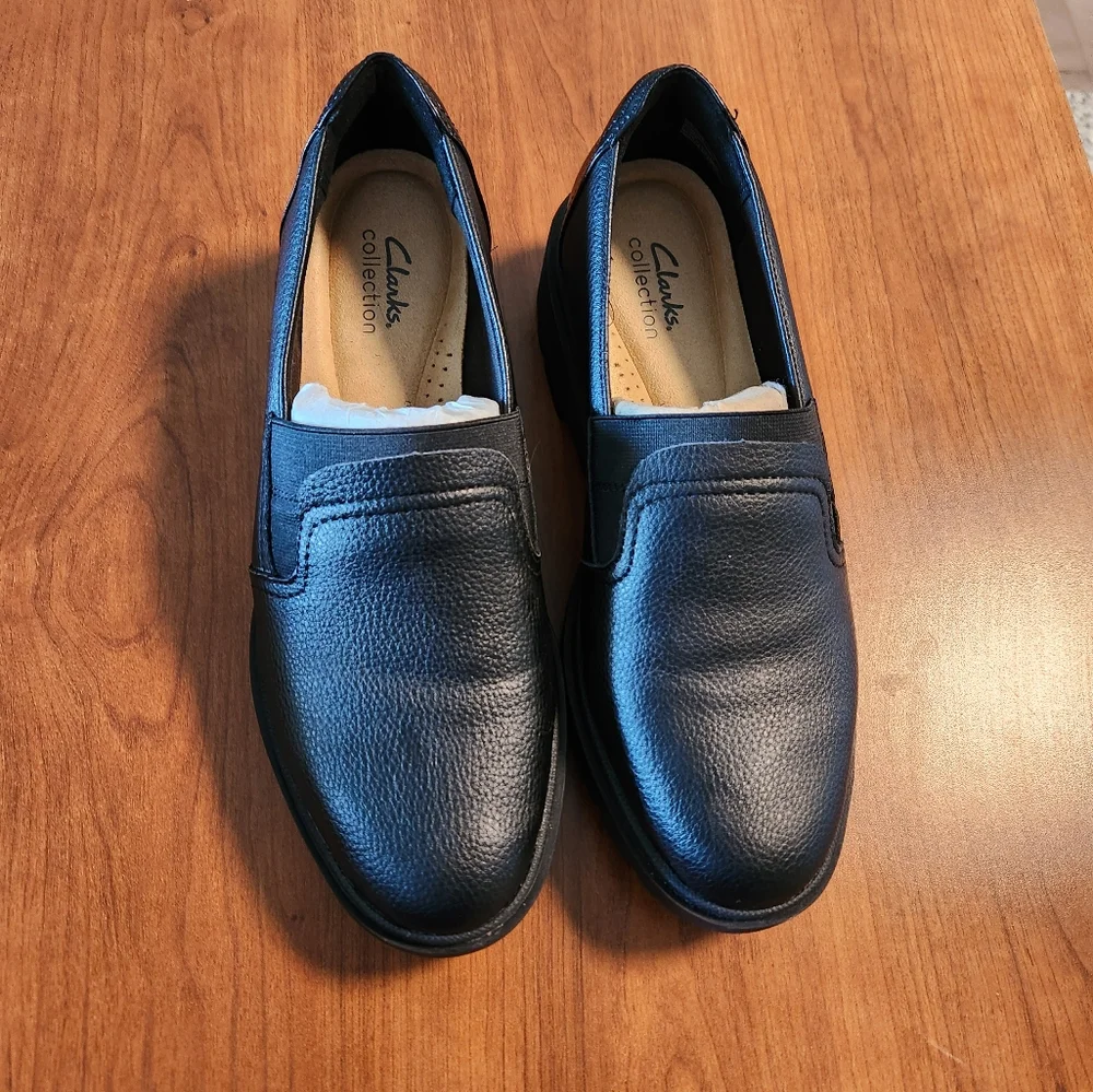 Clarks Calla Rae Loafers - Picture 7 of 9
